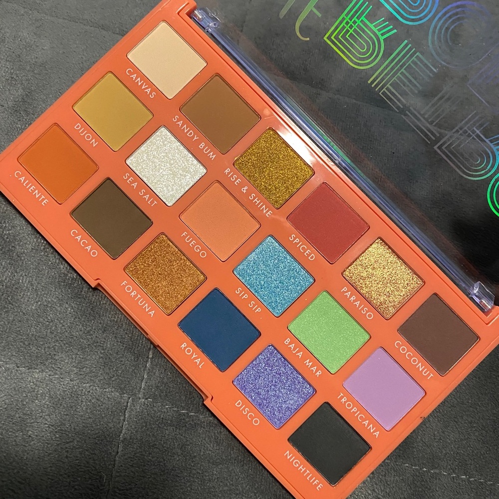 Elf Cosmetics Retro Paradise Eyeshadow Palette